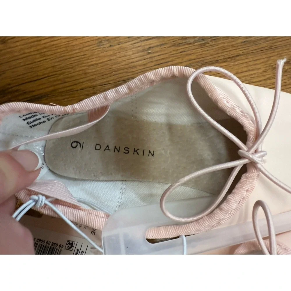 Danskin Girls Pink Dance Shoes Slippers Ballet Full Sole Size 9 NEW! NWT